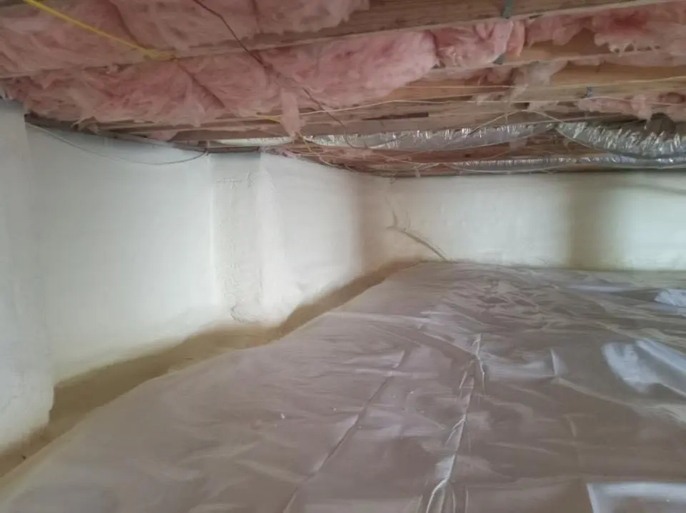 Crawl space encapsulation with closed-cell spray foam for Attic Insulation in Paris